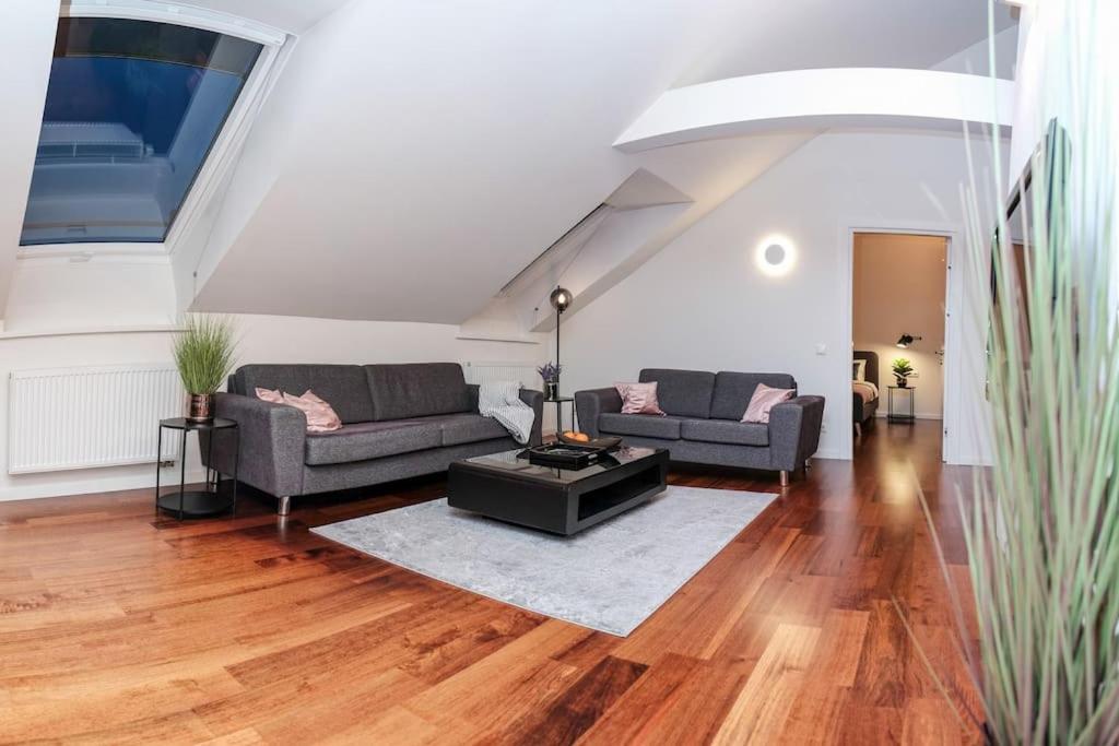 #Stayhere - Spacious Luxury Town Hall 3Bdr Apartment Вильнюс Экстерьер фото
