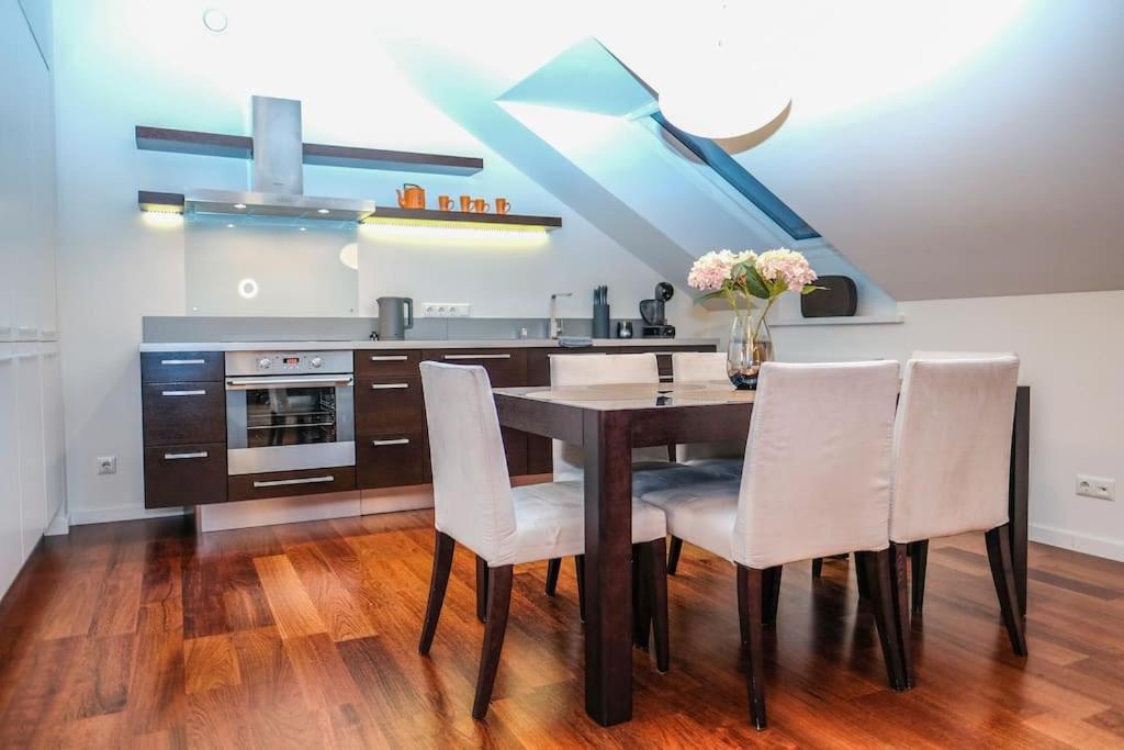 #Stayhere - Spacious Luxury Town Hall 3Bdr Apartment Вильнюс Экстерьер фото