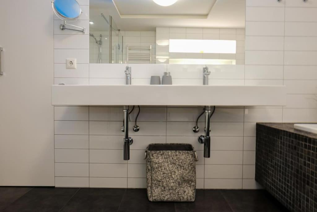 #Stayhere - Spacious Luxury Town Hall 3Bdr Apartment Вильнюс Экстерьер фото