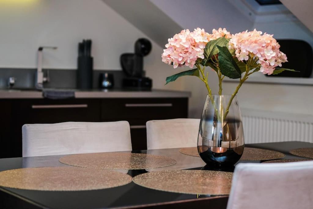 #Stayhere - Spacious Luxury Town Hall 3Bdr Apartment Вильнюс Экстерьер фото
